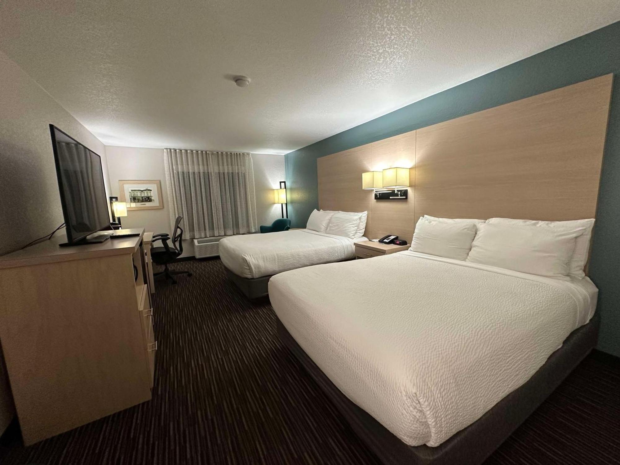 Best Western Watertown Exterior photo