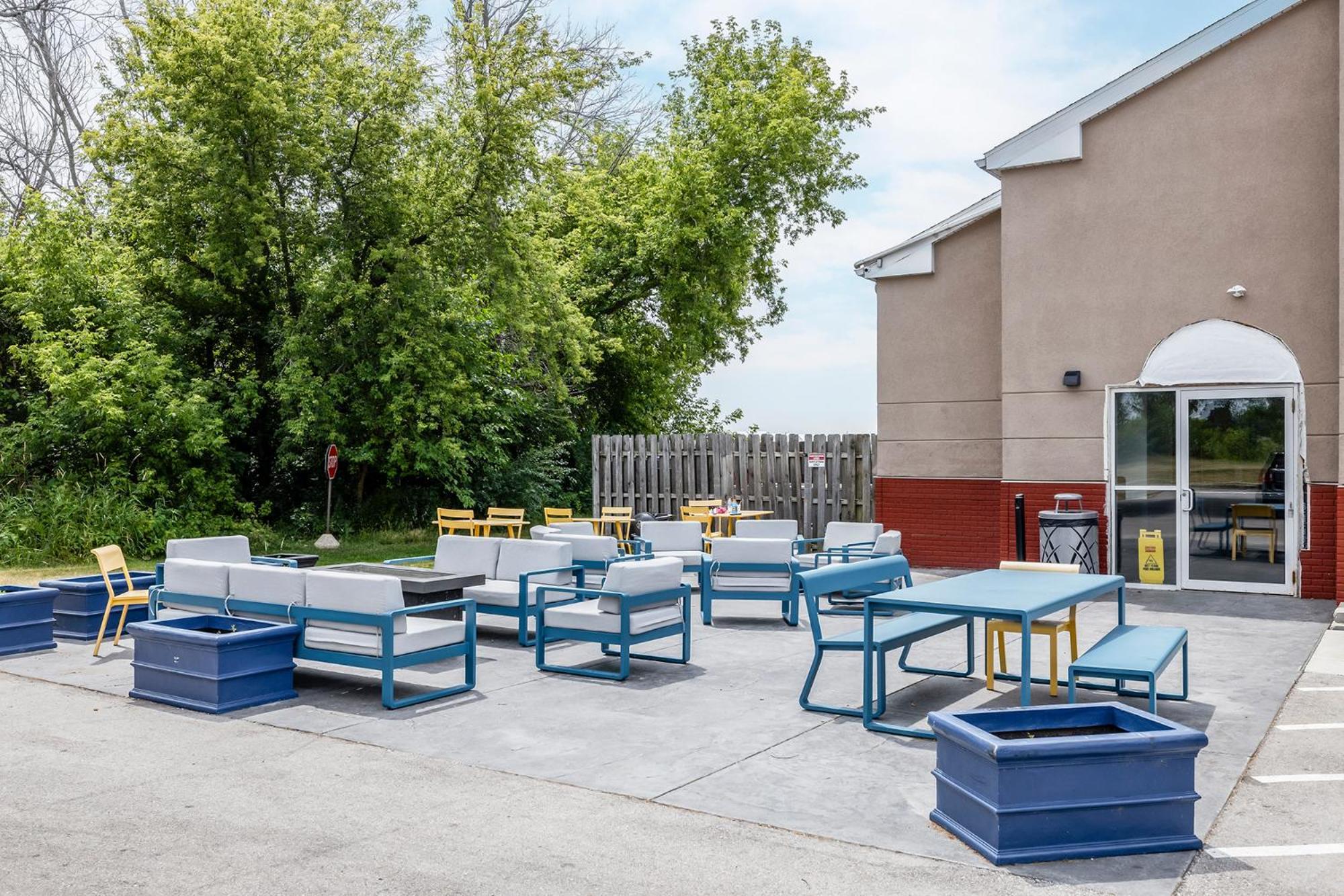 Best Western Watertown Exterior photo